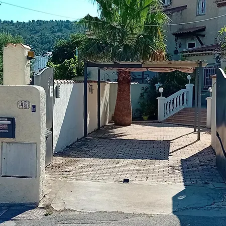 Charmante Maison - Vue Mer- Parking Prive * La Ciotat