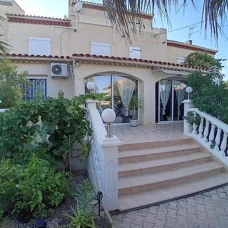 Charmante Maison - Vue Mer- Parking Prive Tatil Evi *