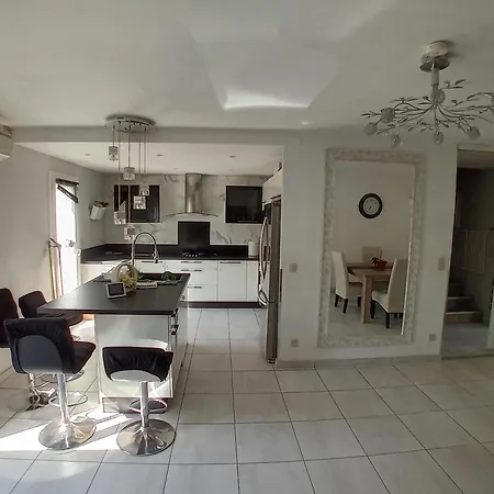 Charmante Maison - Vue Mer- Parking Prive Tatil Evi La Ciotat
